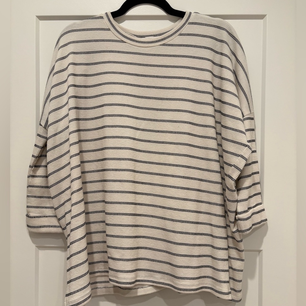 CJLA Evelyn Pullover - Size Large, Black Whit Stripe